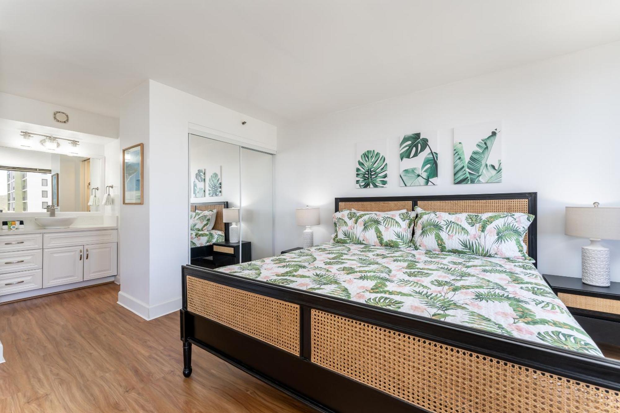 Waikiki Banyan W-Ocean Views With Free Parking! Lejlighed Honolulu Eksteriør billede